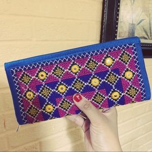 National Handloom NEW / embroidered money purse / clutch